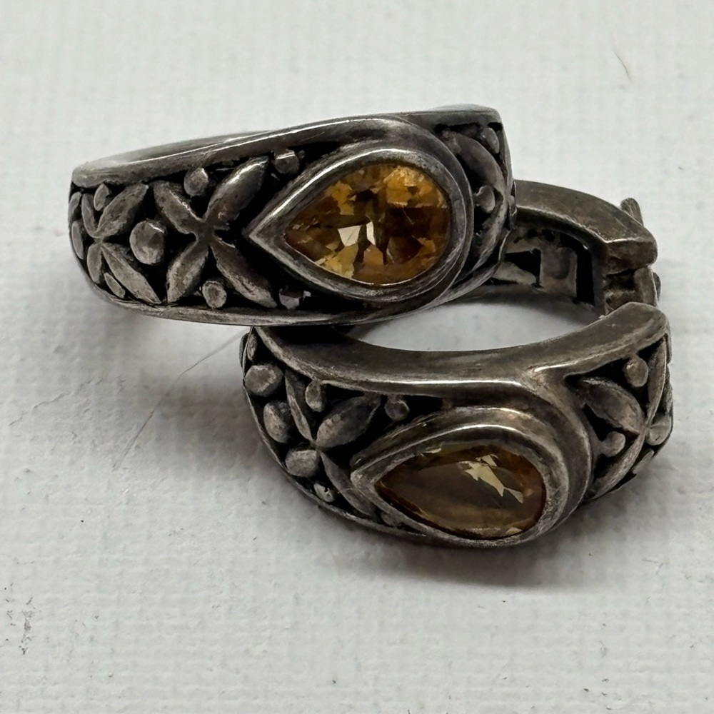 Sterling Silver Floral Filigree Ring with Yellow Teardrop Stone
